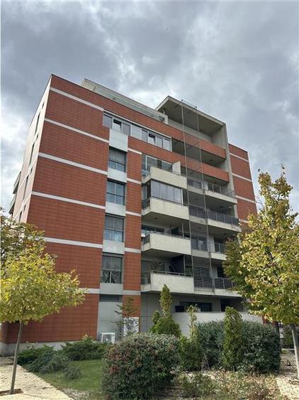 Apartament cu 2 camere semidecomandat în Băneasa