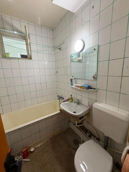 Apartament cu 2 camere semidecomandat în Dristor