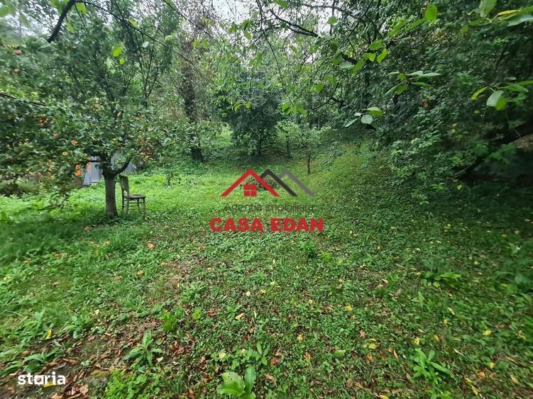 Casă cu 3 camere în Urleta