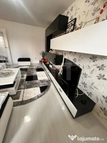 Apartament cu 4 camere decomandat, mobilat în Ultracentral