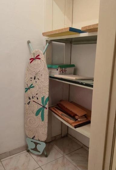 Apartament cu 3 camere semidecomandat, mobilat în Ozana