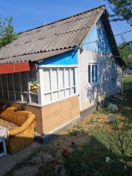 Casă cu 4 camere în Hoisești