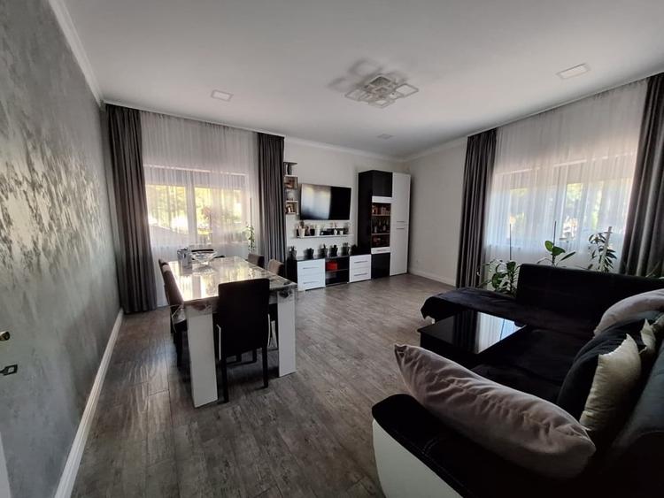 Apartament 3 camere, 87 mp, zona Cornitoiu - 1