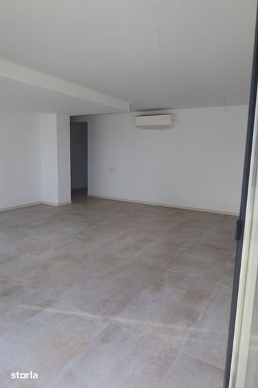 Apartament cu 5 camere în Pantelimon