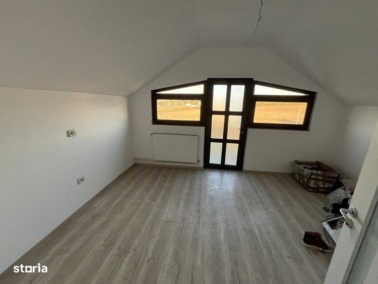 Casă cu 4 camere în Valu lui Traian