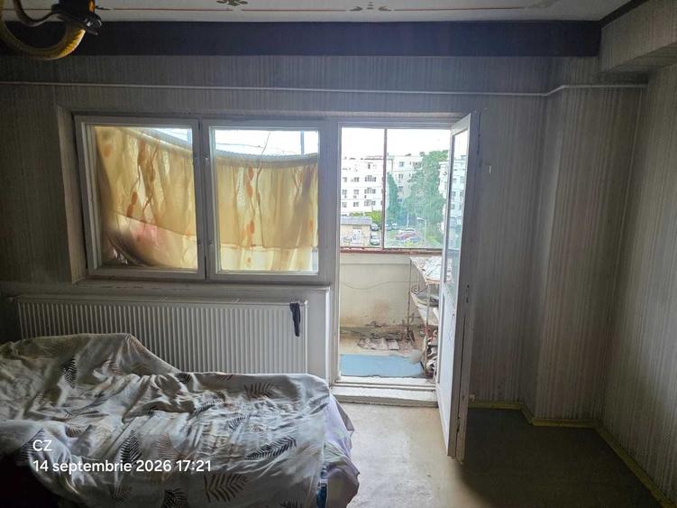 Apartament cu 3 camere decomandat în Paltiniș