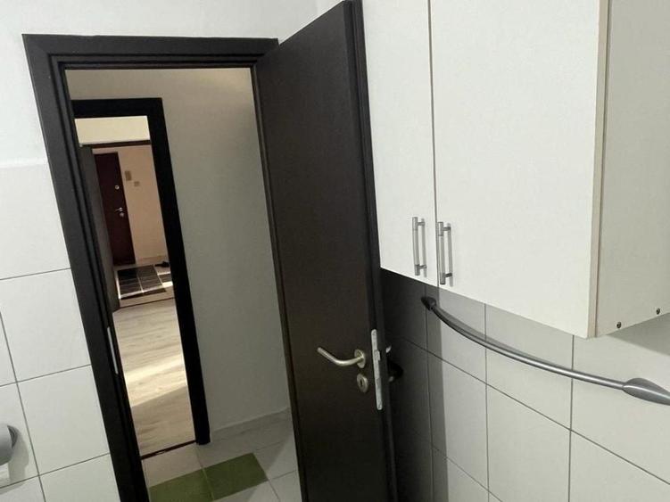 Apartament cu 2 camere semidecomandat, mobilat în P-ța Muncii