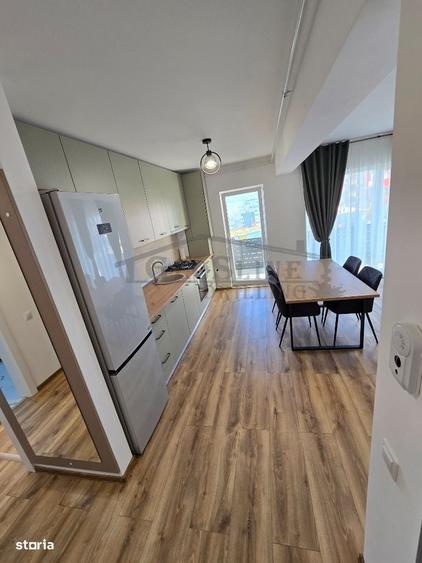 Apartament cu 3 camere decomandat în Baciu