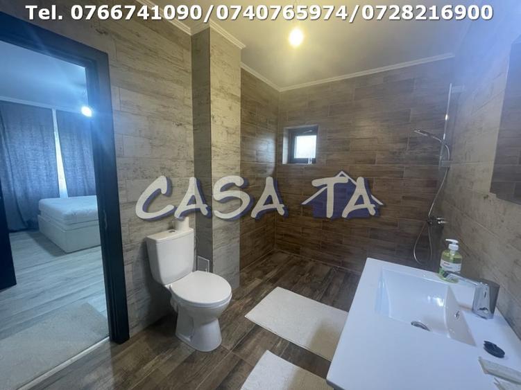 Casă individuală cu 5 camere cu Canalizare în Panduraș