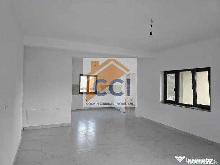 Casă cu 3 camere cu Teren 590 Mp în Sărata