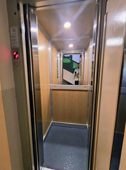 Apartament cu 2 camere semidecomandat, mobilat în Sala Palatului