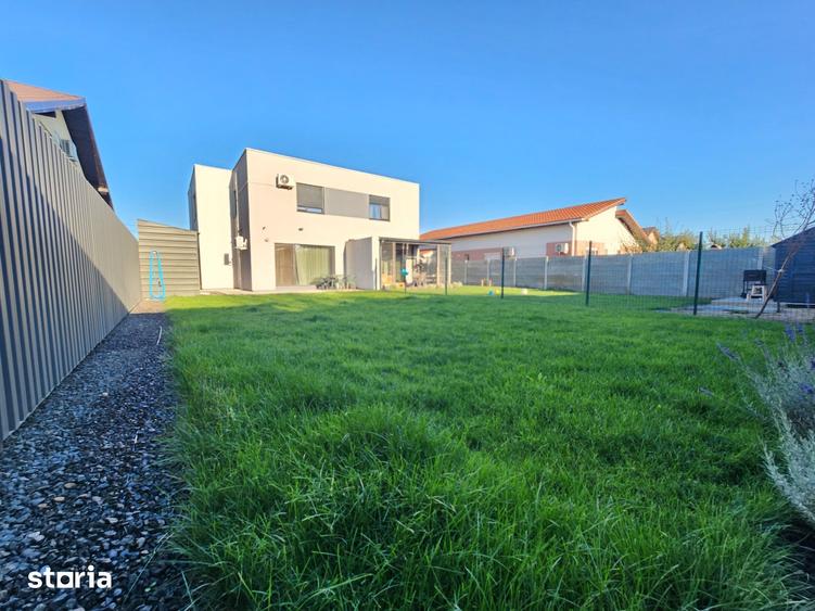 Casă cu 4 camere cu Teren 320 Mp în Dorobanților