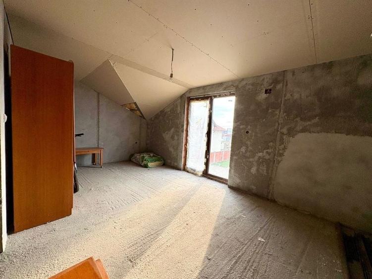 Casă cu 3 camere cu Teren 90 Mp în Gai