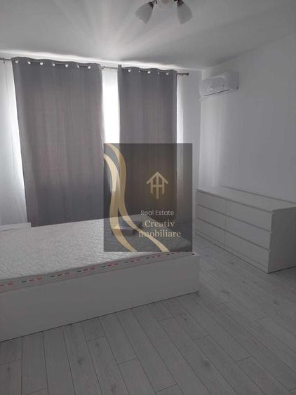 Garsonieră decomandată în Regie