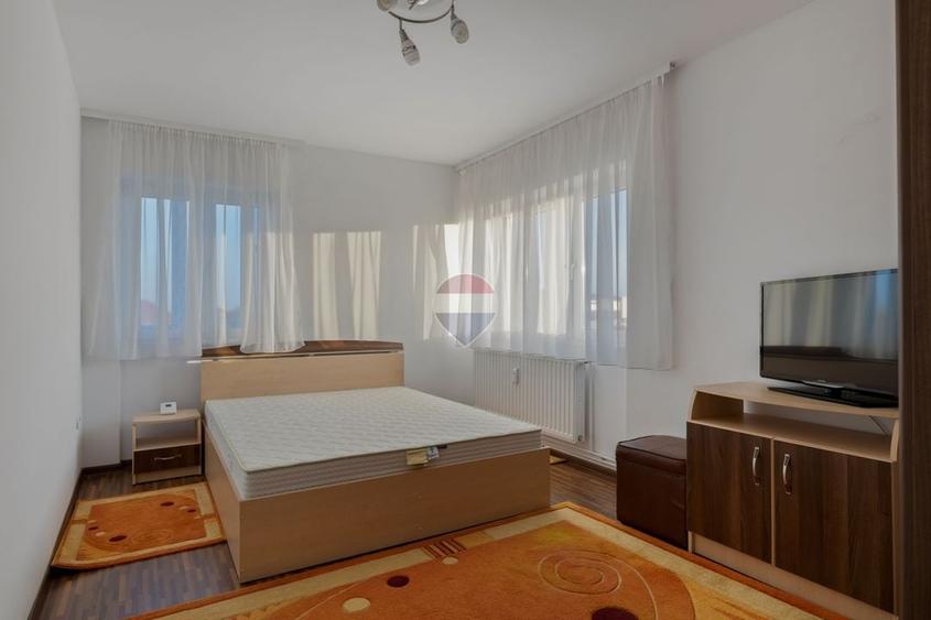 Apartament cu 2 camere decomandat, mobilat în Ultracentral