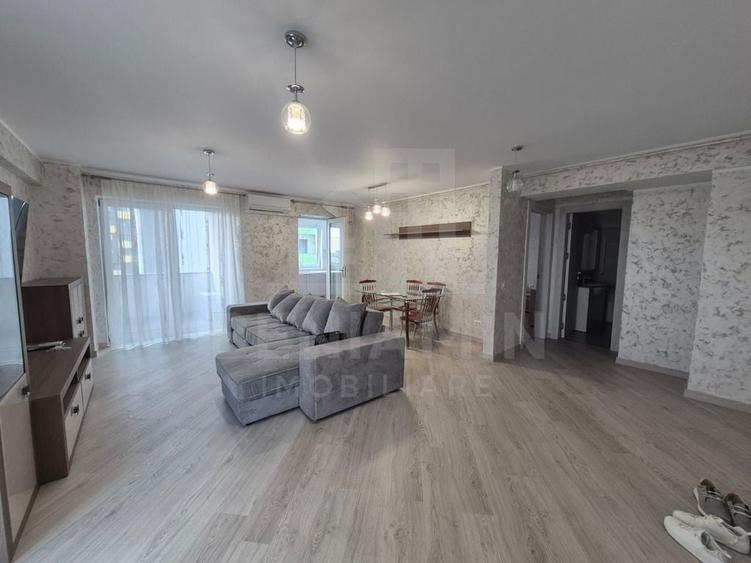 Apartament cu 2 camere semidecomandat în Rovine