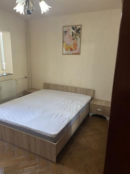 Apartament cu 2 camere decomandat în Apusului
