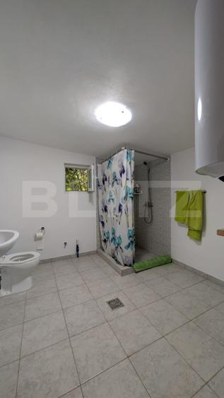 Casă individuală cu 3 camere cu Teren 3266 Mp în Malu cu Flori