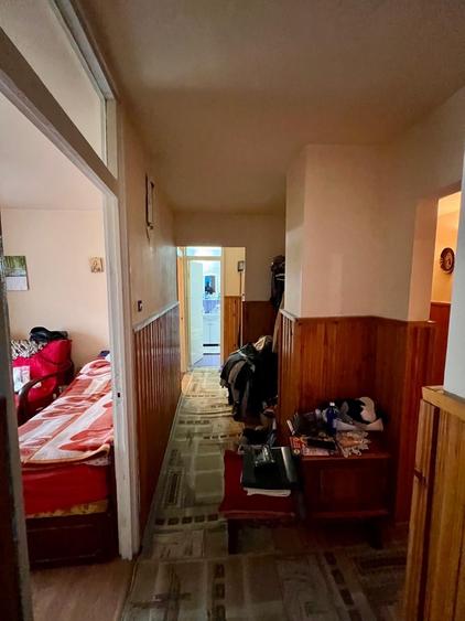 Apartament cu 4 camere decomandat, mobilat în Soarelui