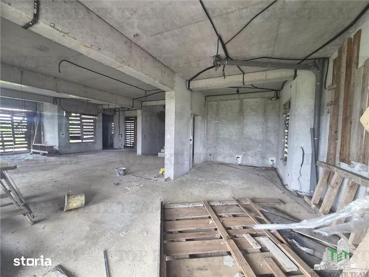 Casă cu 6 camere cu Teren 1372 Mp în Snagov