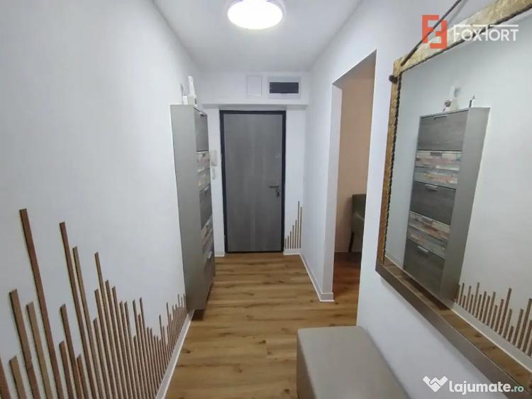 Apartament cu 2 camere semidecomandat în Girocului