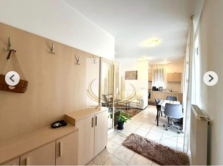 Apartament cu 3 camere semidecomandat, mobilat în Dumbrăvița
