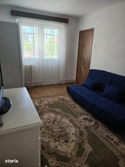 Apartament cu 2 camere în Podu Roș