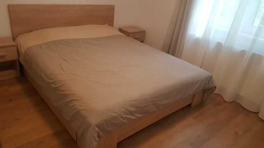Apartament cu 4 camere decomandat în Bucovina