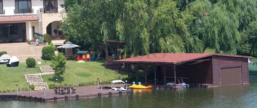 Casă individuală cu 10 camere cu Piscina în Snagov
