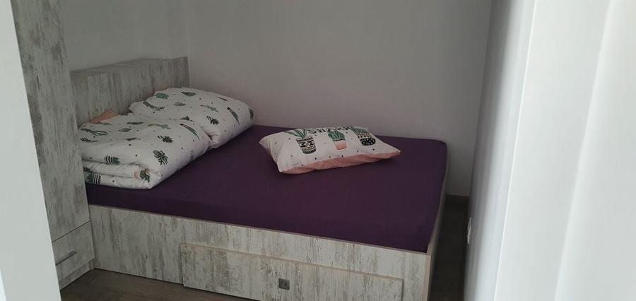 Apartament cu 2 camere decomandat în Tipografilor