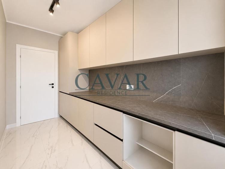 Apartament cu 3 camere decomandat, mobilat în Apărătorii Patriei
