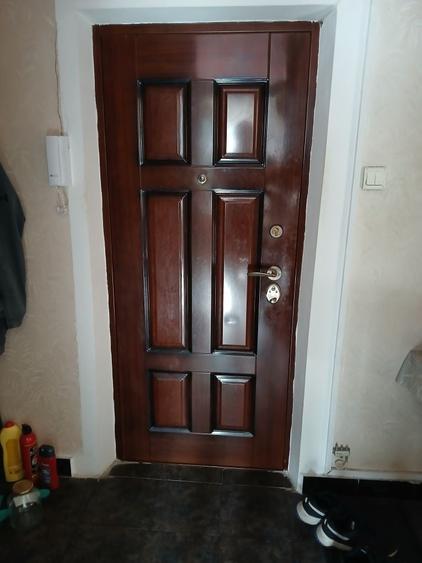 Apartament cu 3 camere decomandat în Sebastian