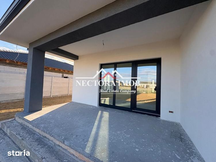 Casă cu 4 camere cu Teren 553 Mp în Sântandrei