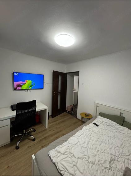 Apartament cu 3 camere semidecomandat în Central