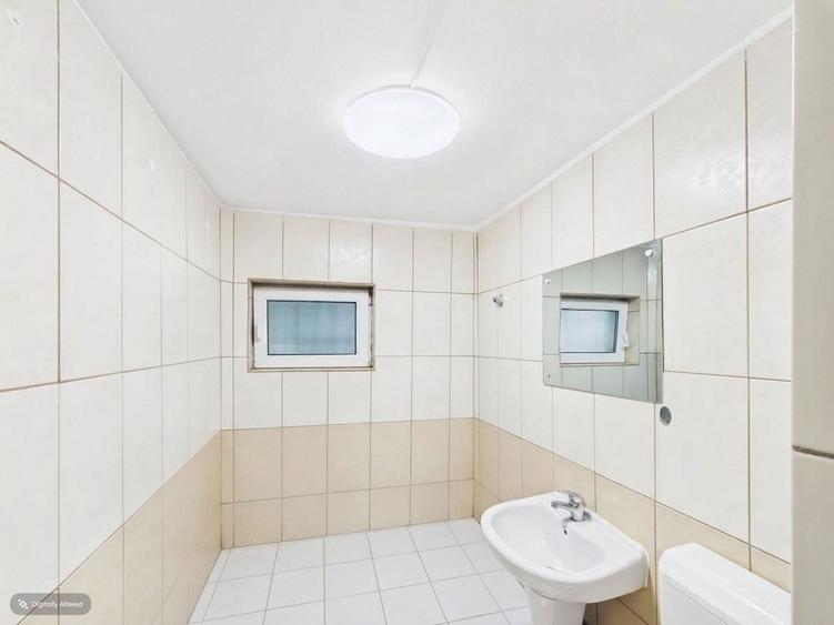 Spațiu comercial, de 62 mp, în Rogerius