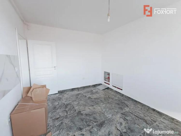 Apartament cu 3 camere decomandat în Giroc