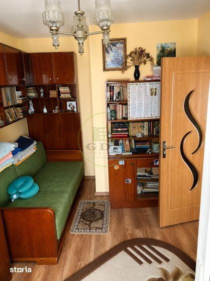 Apartament cu 4 camere, mobilat în Central