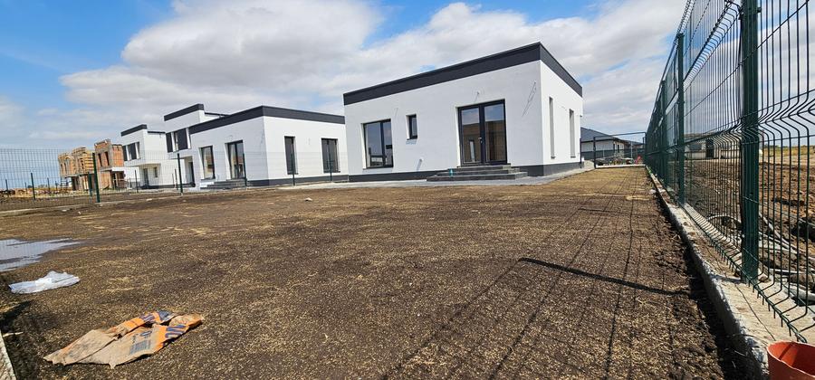 Casă individuală cu 3 camere cu Teren 335 Mp în Berceni
