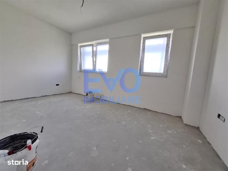 Apartament cu 3 camere decomandat în Galata