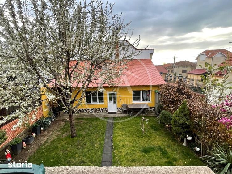 Casă cu 7 camere cu Teren 267 Mp în Nufărul