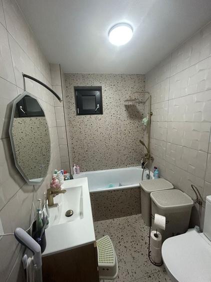 Casă cu 2 camere în Central
