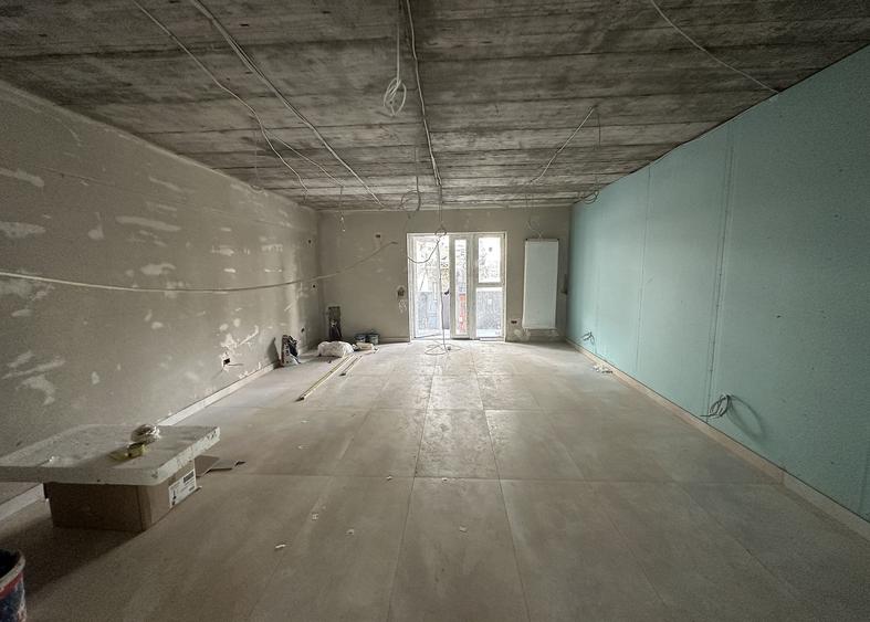 Spațiu comercial, de 540 mp, în Chiajna