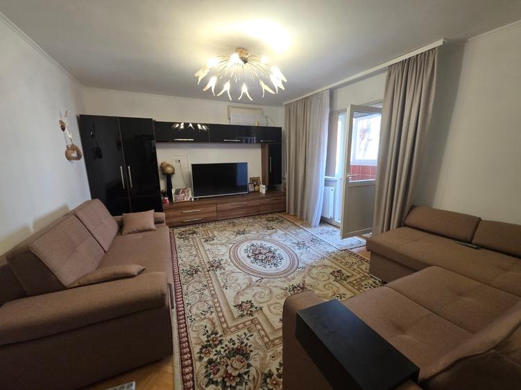 Apartament cu 2 camere decomandat în Vitan Mall