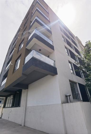 Apartament cu 2 camere decomandat în Tomis Plus