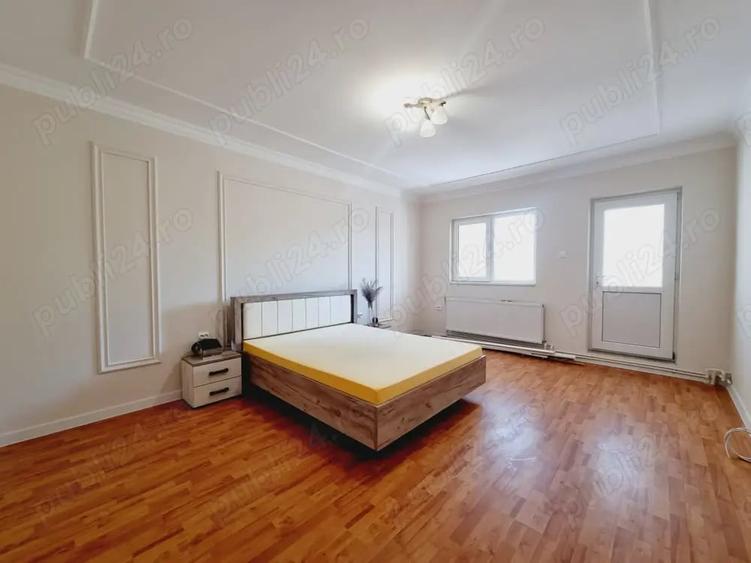 Casă cu 3 camere cu Teren 240 Mp în Central