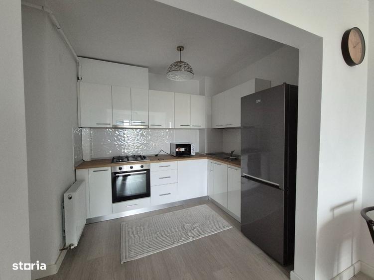 Bdul Bucuresti, nou, ap 2 camere cu centrala si AC, 450 euro, et 4/9 - 2