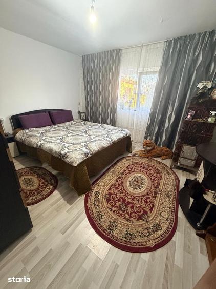 Casă cu 3 camere cu Teren 632 Mp în Țintești