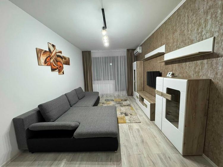 Apartament cu 2 camere decomandat în Alexandriei