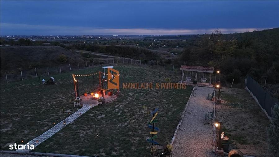 Casă cu 2 camere în Cârlomănești