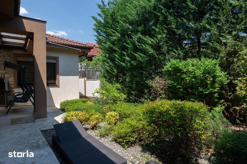 Casă cu 4 camere cu Teren 931 Mp în Iorga
